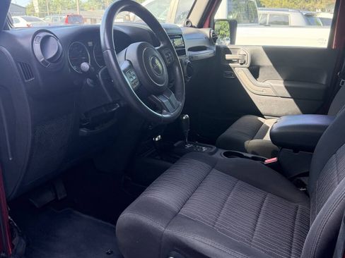 Used 2012 Jeep Wrangler Sport AWD/4WD image 10