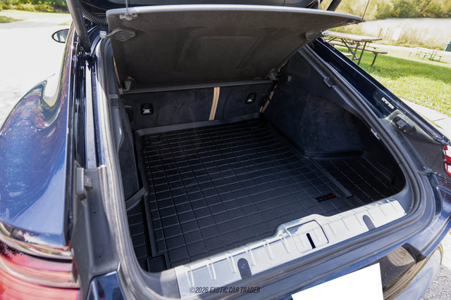 Used 2017 Porsche Panamera 4 AWD/4WD image 93