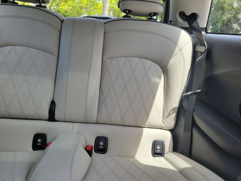 Used 2024 MINI Cooper S FWD image 10