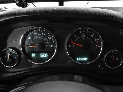 Used 2015 Jeep Wrangler Unlimited Sport w/ Power Convenience Group image 17