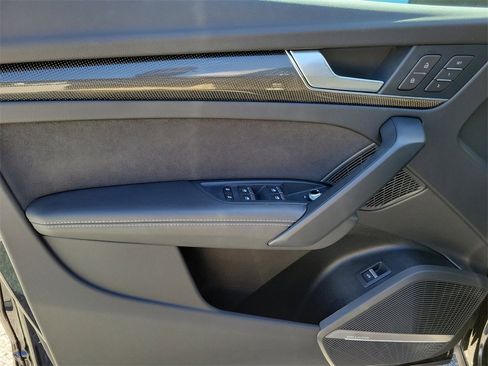Certified 2024 Audi SQ5 Premium Plus image 18
