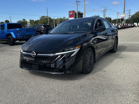 New 2026 Nissan Sentra SV image 2