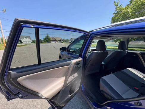 Used 2014 Toyota RAV4 XLE AWD/4WD image 13