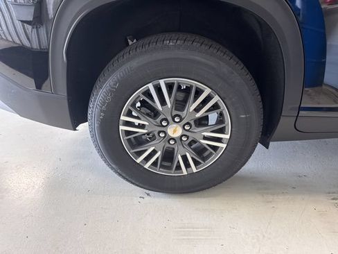 New 2026 Chevrolet Traverse LT FWD image 16