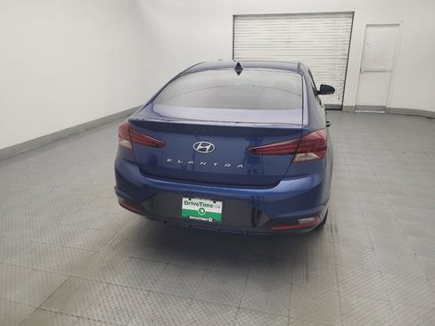 Used 2019 Hyundai Elantra SEL FWD image 7