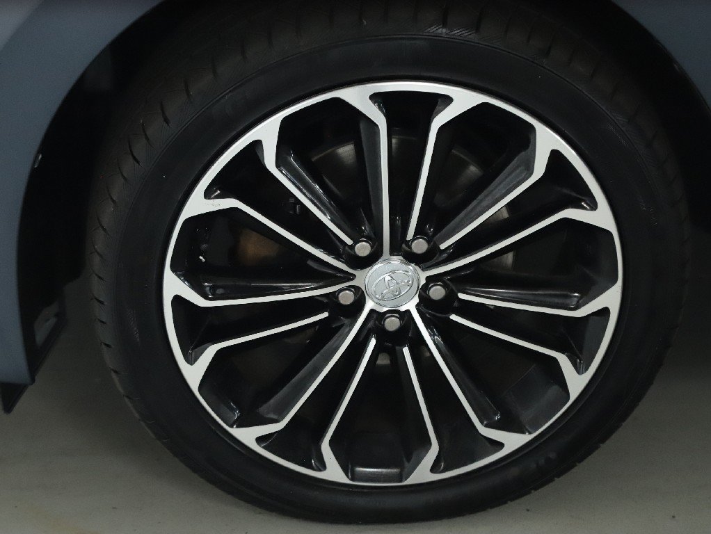 Used 2016 Toyota Corolla S FWD image 35