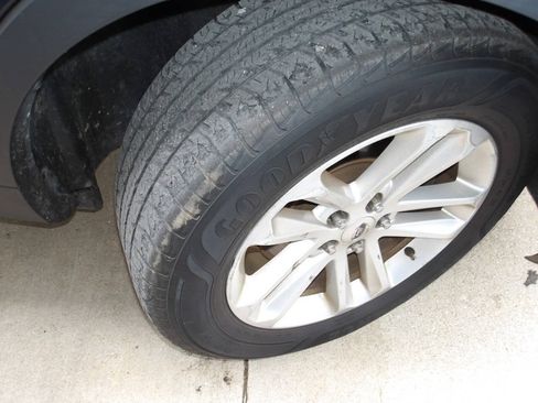 Used 2015 Ford Explorer FWD image 37