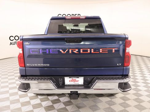 Used 2022 Chevrolet Silverado 1500 LT AWD/4WD image 22