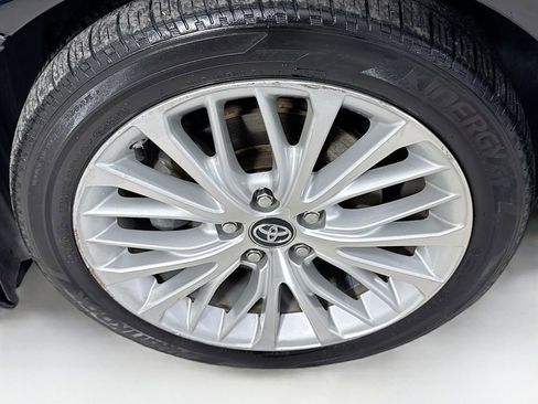 Used 2018 Toyota Camry XLE w/ Audio Package FWD image 41