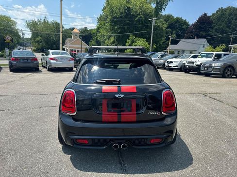 Used 2018 MINI Cooper S FWD image 10
