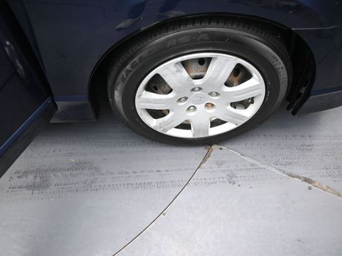 Used 2010 Honda Civic LX image 26