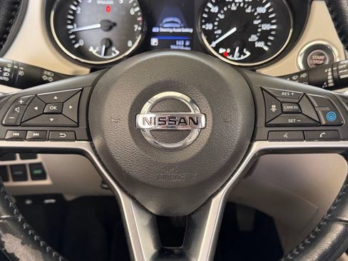 Used 2021 Nissan Rogue Sport SL w/ Premium Package FWD image 7