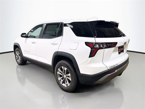 New 2026 Chevrolet Equinox LT image 10