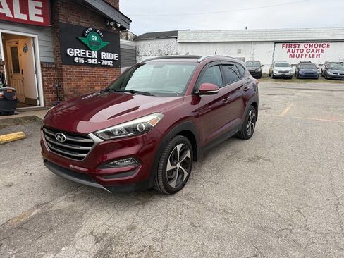 Used 2016 Hyundai Tucson Sport image 1