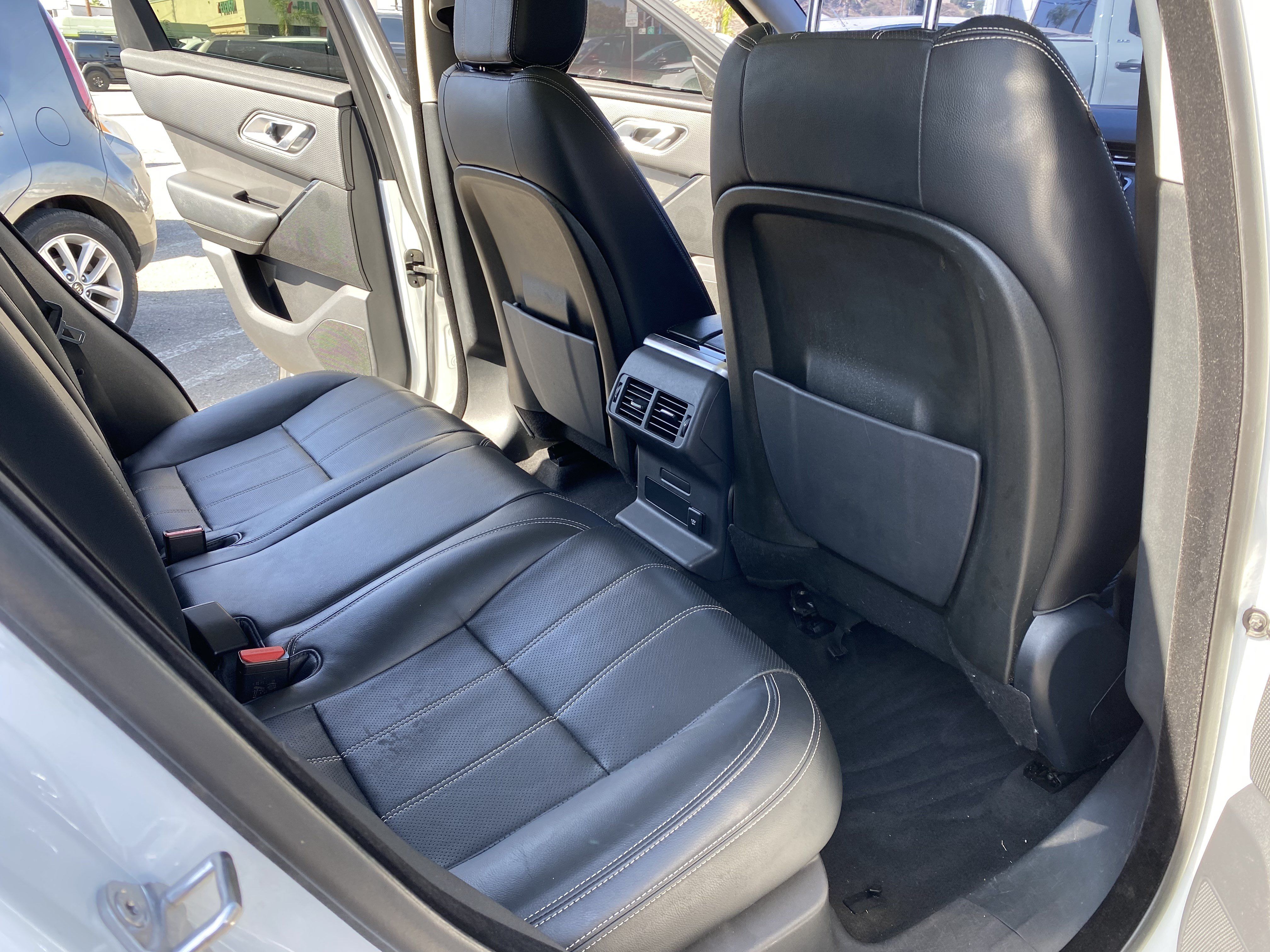 Used 2020 Land Rover Range Rover Velar S AWD/4WD image 23
