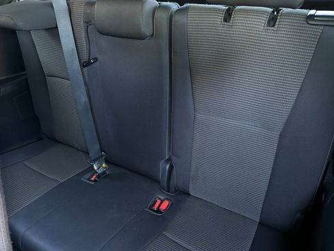 Used 2023 Toyota Highlander LE image 15