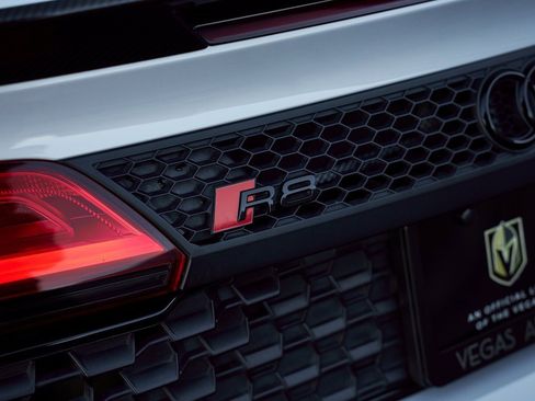 Used 2020 Audi R8 V10 performance image 16