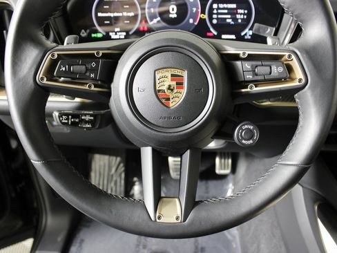 Used 2024 Porsche Cayenne S image 23