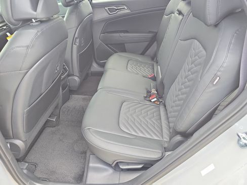 New 2026 Kia Sportage X-Line w/ X-Line Premium Package AWD/4WD image 17