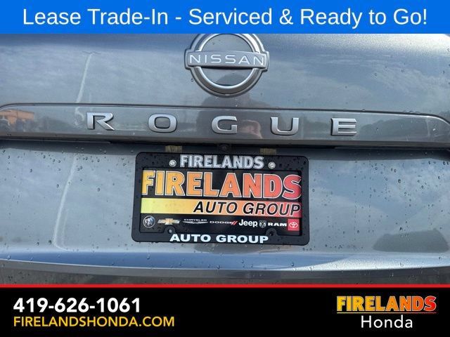 Used 2025 Nissan Rogue S FWD image 35