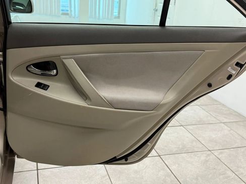 Used 2007 Toyota Camry LE image 20