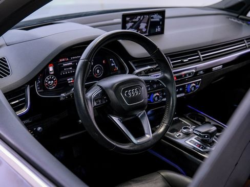 Used 2018 Audi Q7 3.0T Prestige w/ Prestige Package image 22