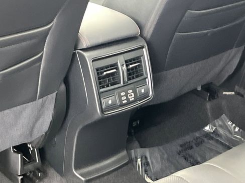 Certified 2025 Subaru Forester Touring w/ Touring Package AWD/4WD image 45