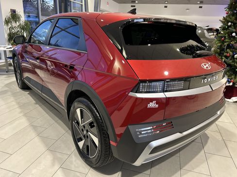 New 2026 Hyundai Ioniq 5 SEL image 7