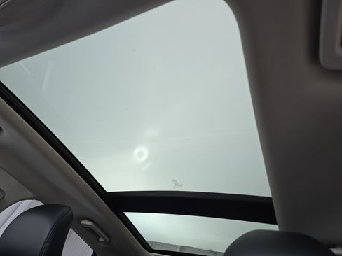 Used 2018 Ford Edge Titanium w/ Equipment Group 301A image 30