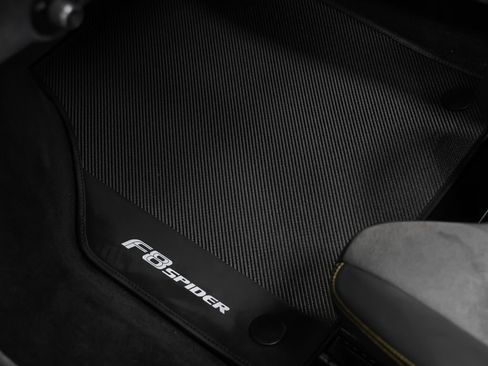 Certified 2022 Ferrari F8 Tributo RWD image 55