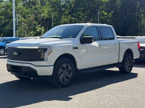 Used 2025 Ford F150 Lightning Flash AWD/4WD image 3