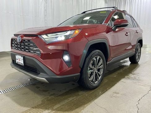 Used 2023 Toyota RAV4 Limited image 25
