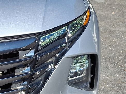 Used 2022 Hyundai Tucson Limited image 9