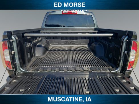 Used 2015 GMC Canyon SLT w/ Driver Alert Package AWD/4WD image 18