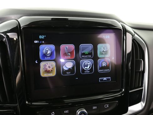Used 2018 Chevrolet Traverse LT FWD image 35