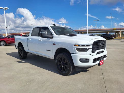 New 2026 RAM 2500 Laramie w/ Night Edition image 7