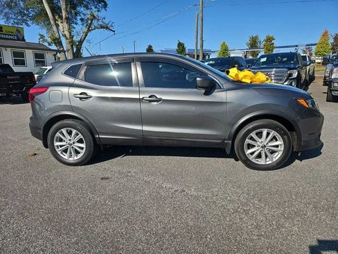 Used 2019 Nissan Rogue Sport S w/ Appearance Package image 5