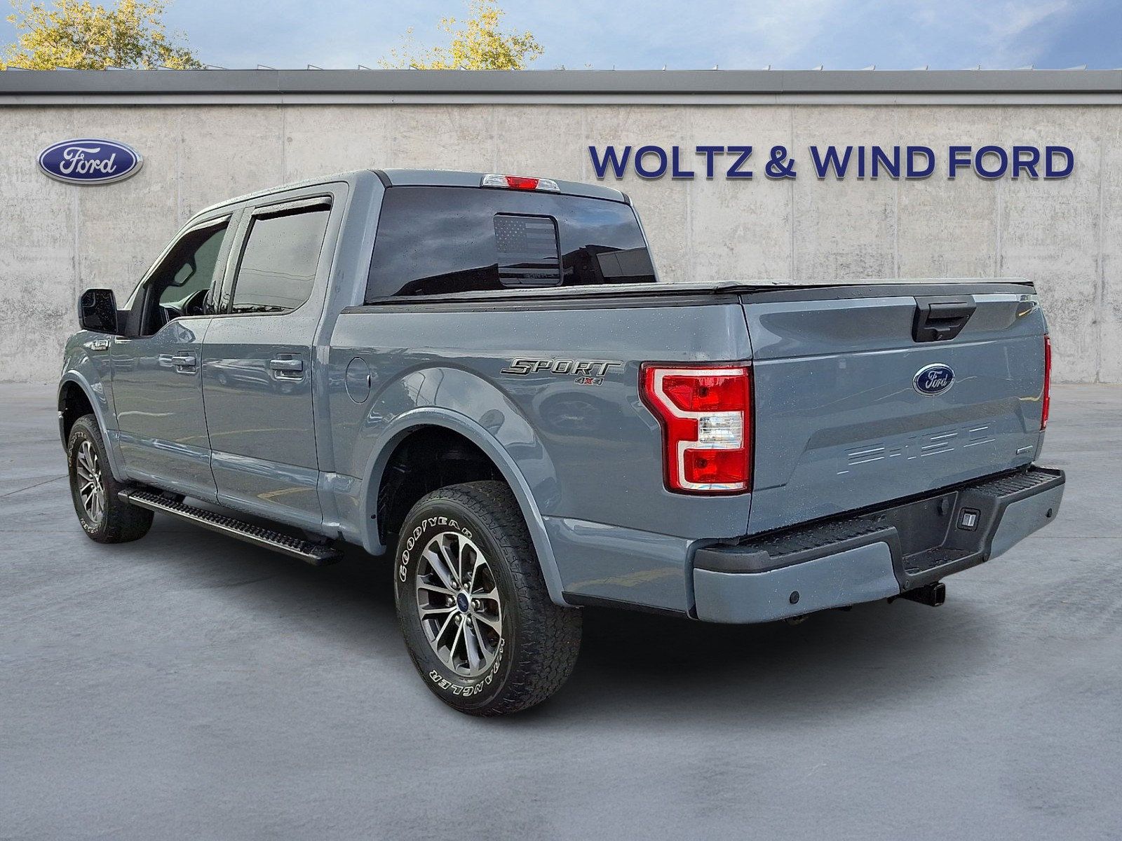 Used 2019 Ford F150 XLT w/ Equipment Group 302A Luxury AWD/4WD image 4