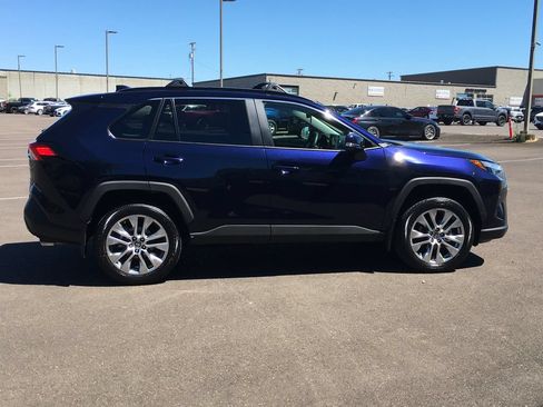 Used 2025 Toyota RAV4 XLE Premium w/ Weather Package AWD/4WD image 8