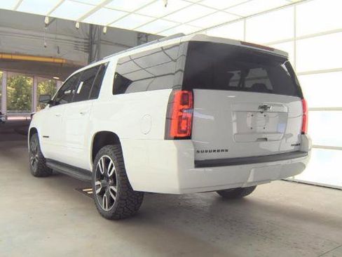 Used 2019 Chevrolet Suburban Premier AWD/4WD image 2