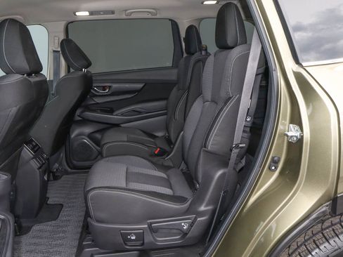 Used 2025 Subaru Ascent Premium AWD/4WD image 8