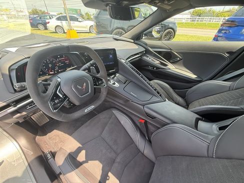 Used 2024 Chevrolet Corvette Z06 w/ Stealth Interior Trim Package RWD image 14