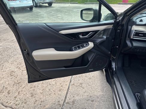 Used 2022 Subaru Outback Limited AWD/4WD image 12