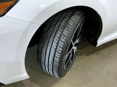 Used 2024 Toyota Camry SE image 23