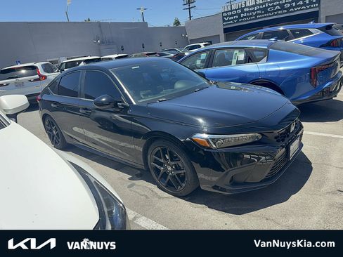 Used 2022 Honda Civic Sport image 1