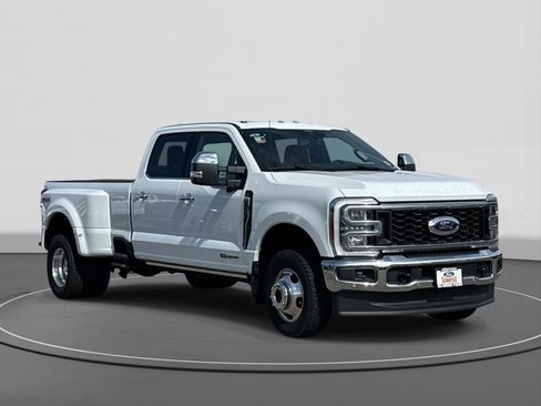 New 2025 Ford F350 Lariat w/ Lariat Ultimate Package image 4