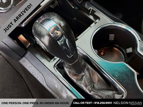 Used 2019 Ford Explorer XLT FWD image 16