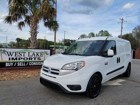 Used 2018 RAM ProMaster City Tradesman SLT image 1