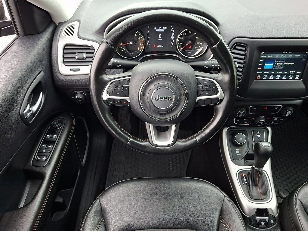 Used 2019 Jeep Compass Latitude w/ Cold Weather Group AWD/4WD image 13