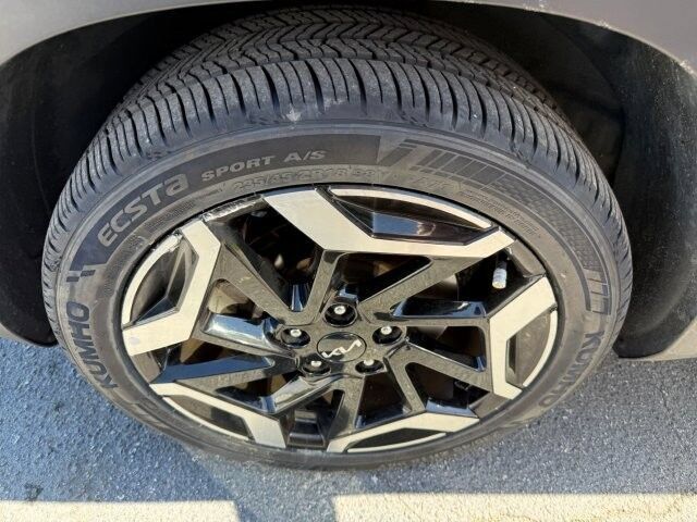 Used 2024 Kia Seltos SX AWD/4WD image 8